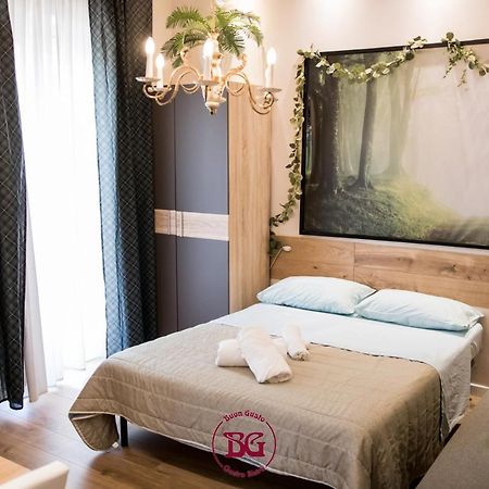 Dimora Elizabeth Hotel โมดูโญ ภายนอก รูปภาพ