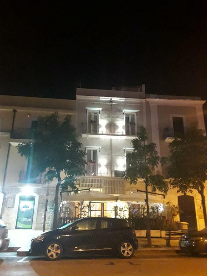 Dimora Elizabeth Hotel โมดูโญ ภายนอก รูปภาพ